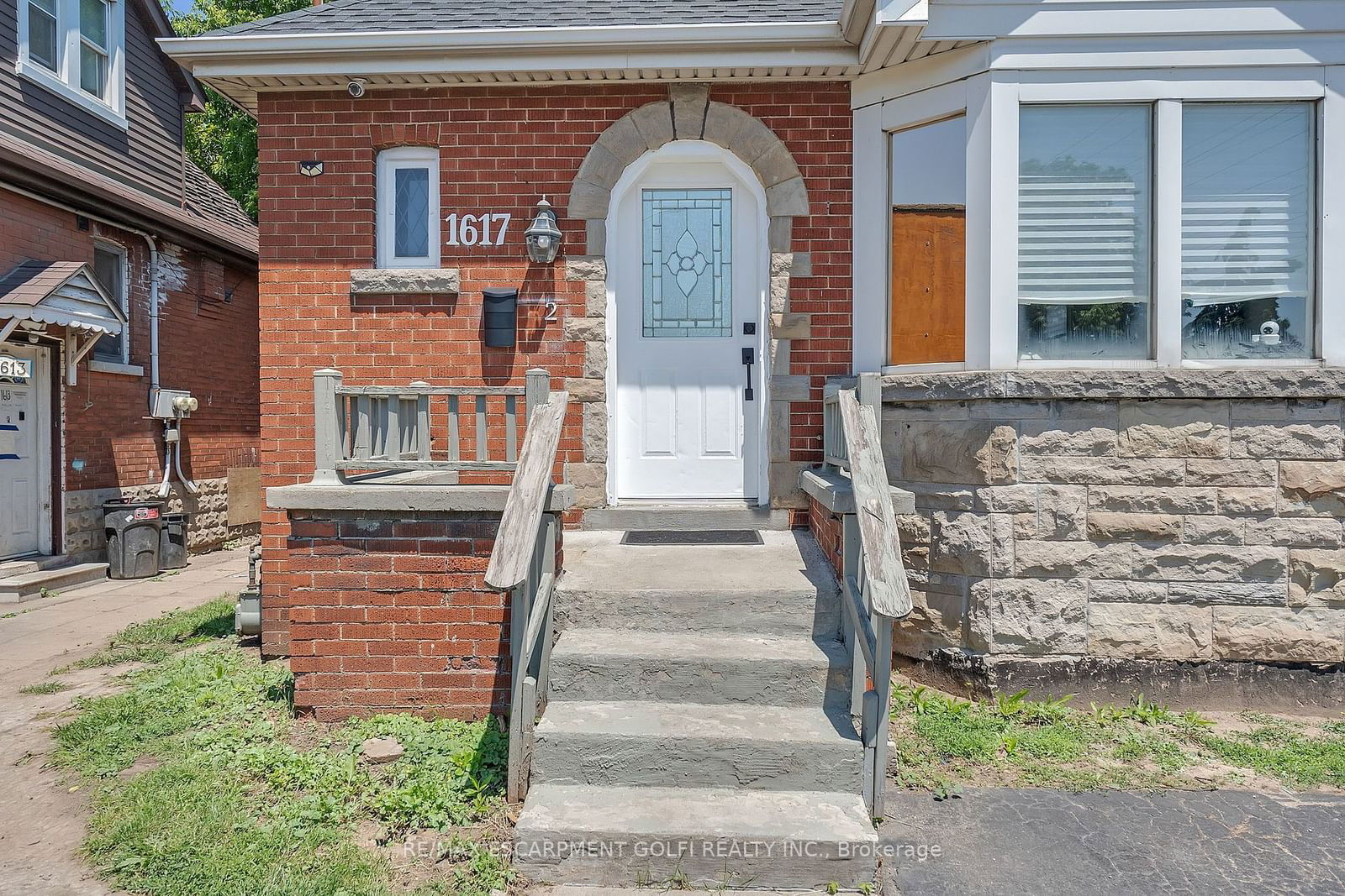 Detached House for sale at 1617 Main Street, Hamilton, Homeside, L8H 1C4 - MLS: X11915885