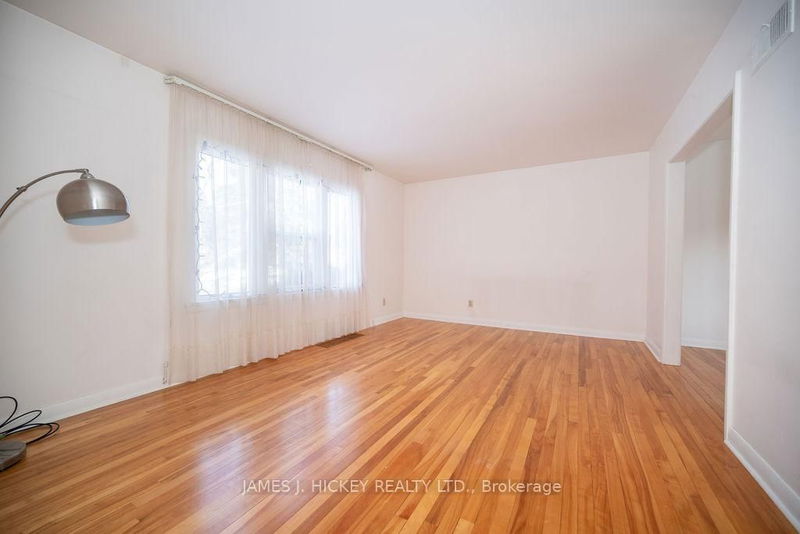 Room2