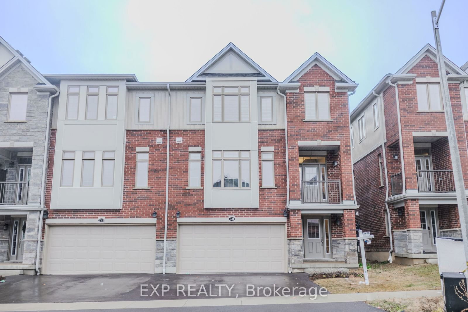 Townhouse leased at 241 Raspberry Place, Waterloo, N2V 0H3 - MLS: X11916027