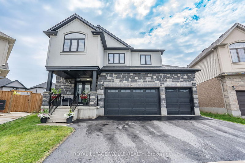 home for sale on 920 River Ridge Court