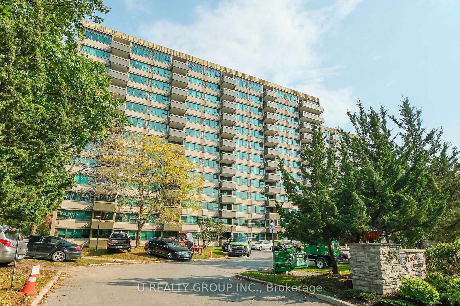 Condo leased at 1112-555 Brittany Drive, Manor Park - Cardinal Glen and Area, 3103 - Viscount Alexander Park, K1K 4C5 - MLS: X11916352