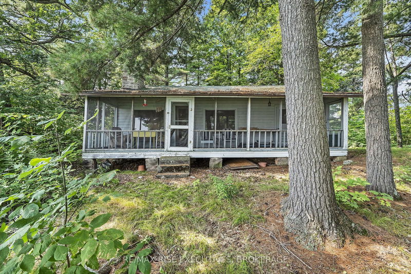 1326 RIDGE Lane, South Frontenac - Frontenac South image-0-0