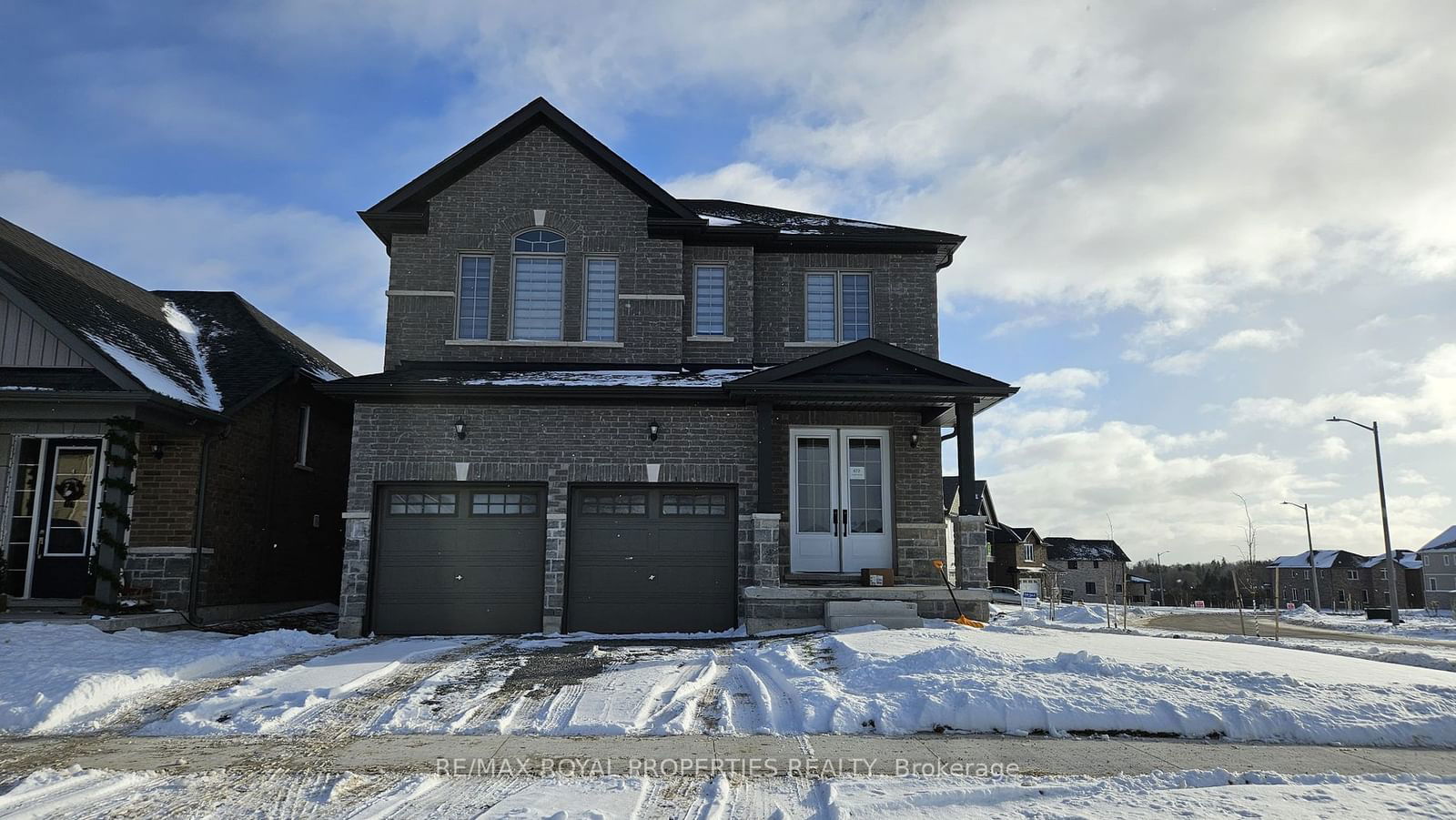 Detached House for lease at Main-672 Lemay Grve, Smith-Ennismore-Lakefield, Rural Smith-Ennismore-Lakefield, K9K 0H8 - MLS: X11916913