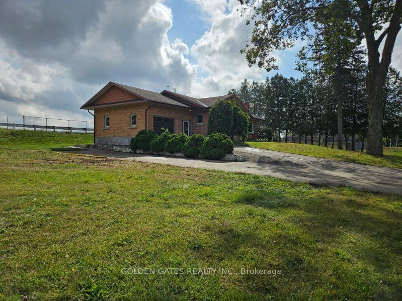 home for sale on 93 Potters Road