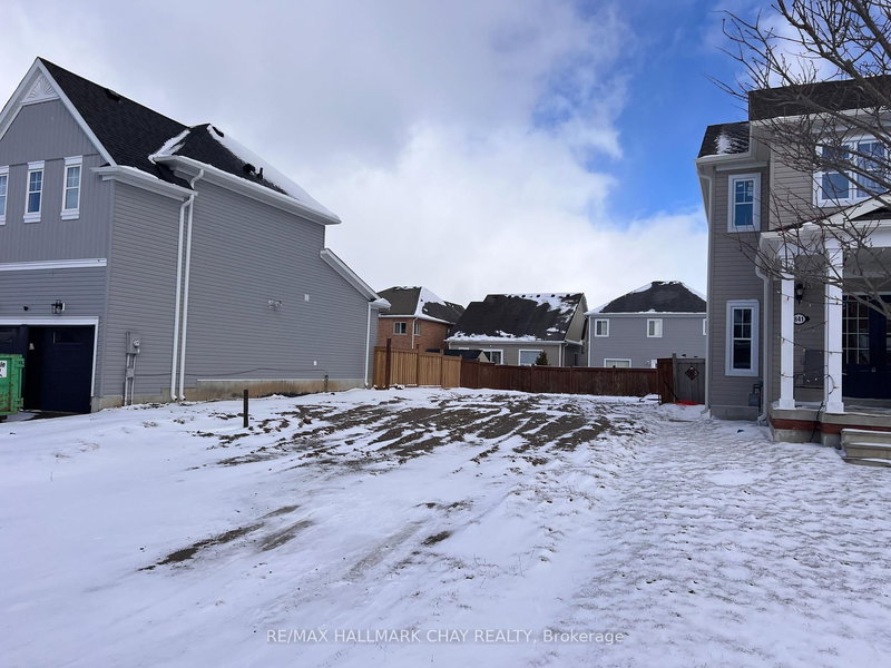837 O'Reilly Cres, Shelburne, L9V 2S7 | Image 3