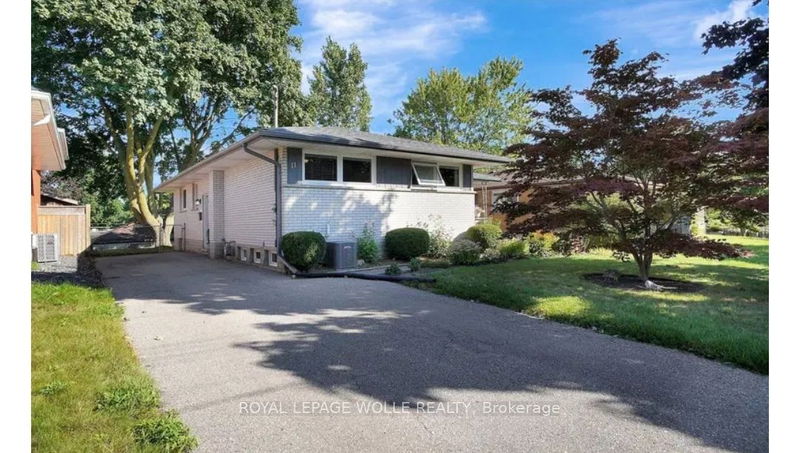 home for lease on 11 Duncairn Avenue