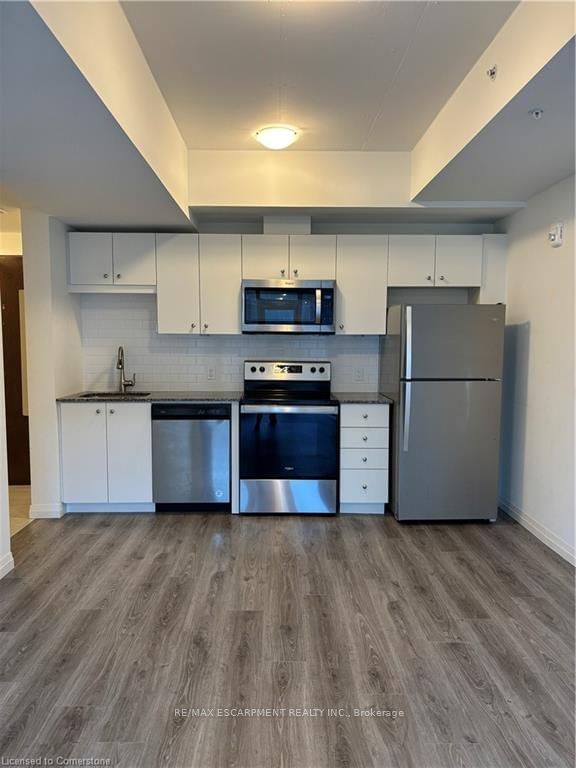 home for lease on 803-108 Garment Street