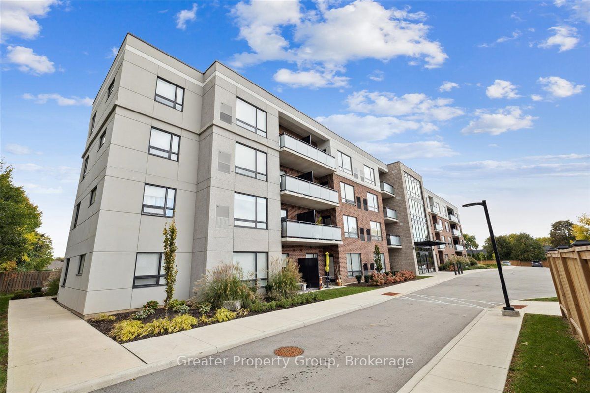 Condo for sale at 401-3998 Victoria Avenue, Lincoln, L0R 2C0 - MLS: X11918125