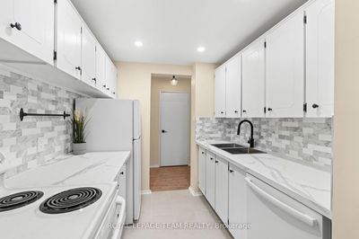 Unit 201 — 60 Mcleod St, Ottawa Centre - 4104 - Ottawa Centre/Golden Triangle image-0-3