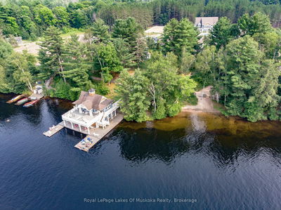 Unit V15 W10 — 1020 BIRCH GLEN Rd, Lake of Bays - Mclean