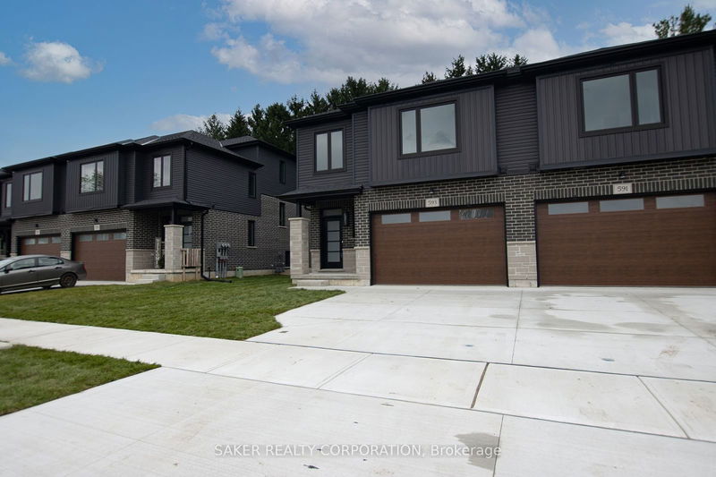 587 REGENT St, Strathroy-Caradoc - Mount Brydges image-0-0