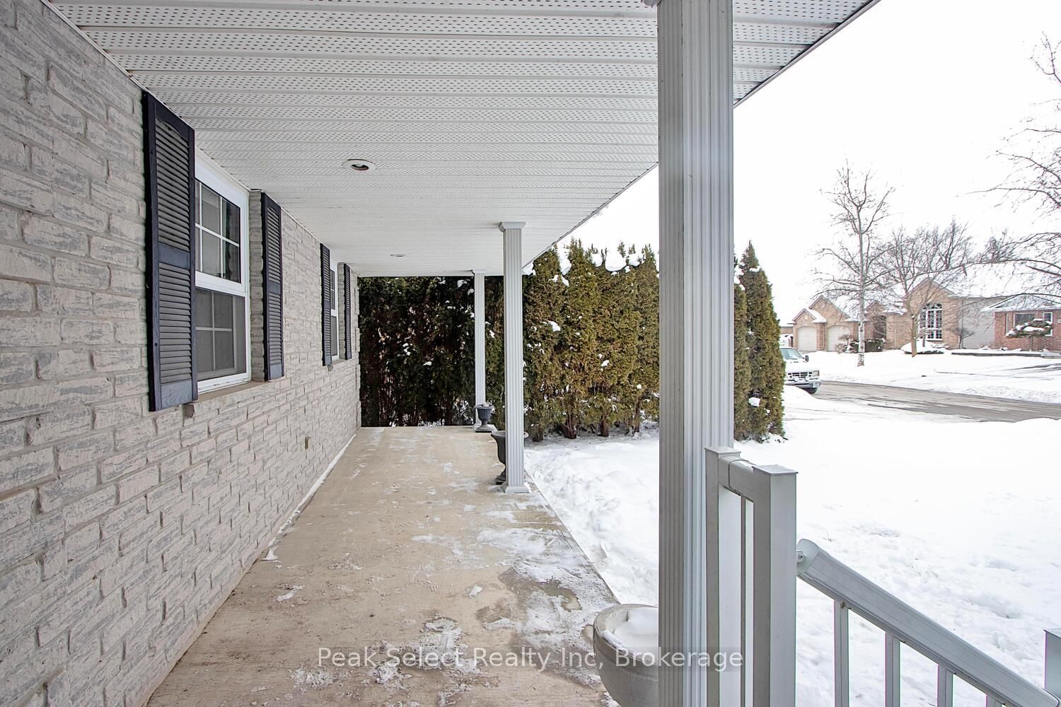 Listing Image 7