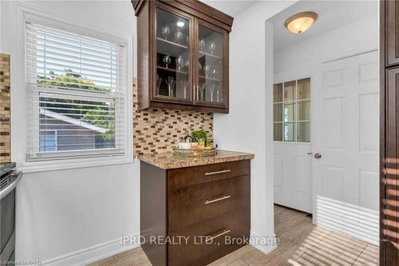 Unit Upper — 18 New Mountain Road — photo 6