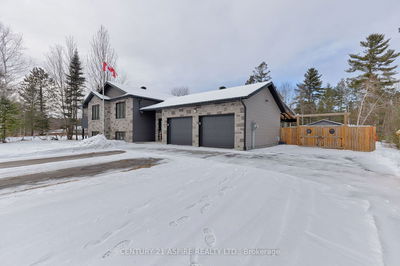 296 Black Bay Rd, Petawawa - 520 - Petawawa image-0-1