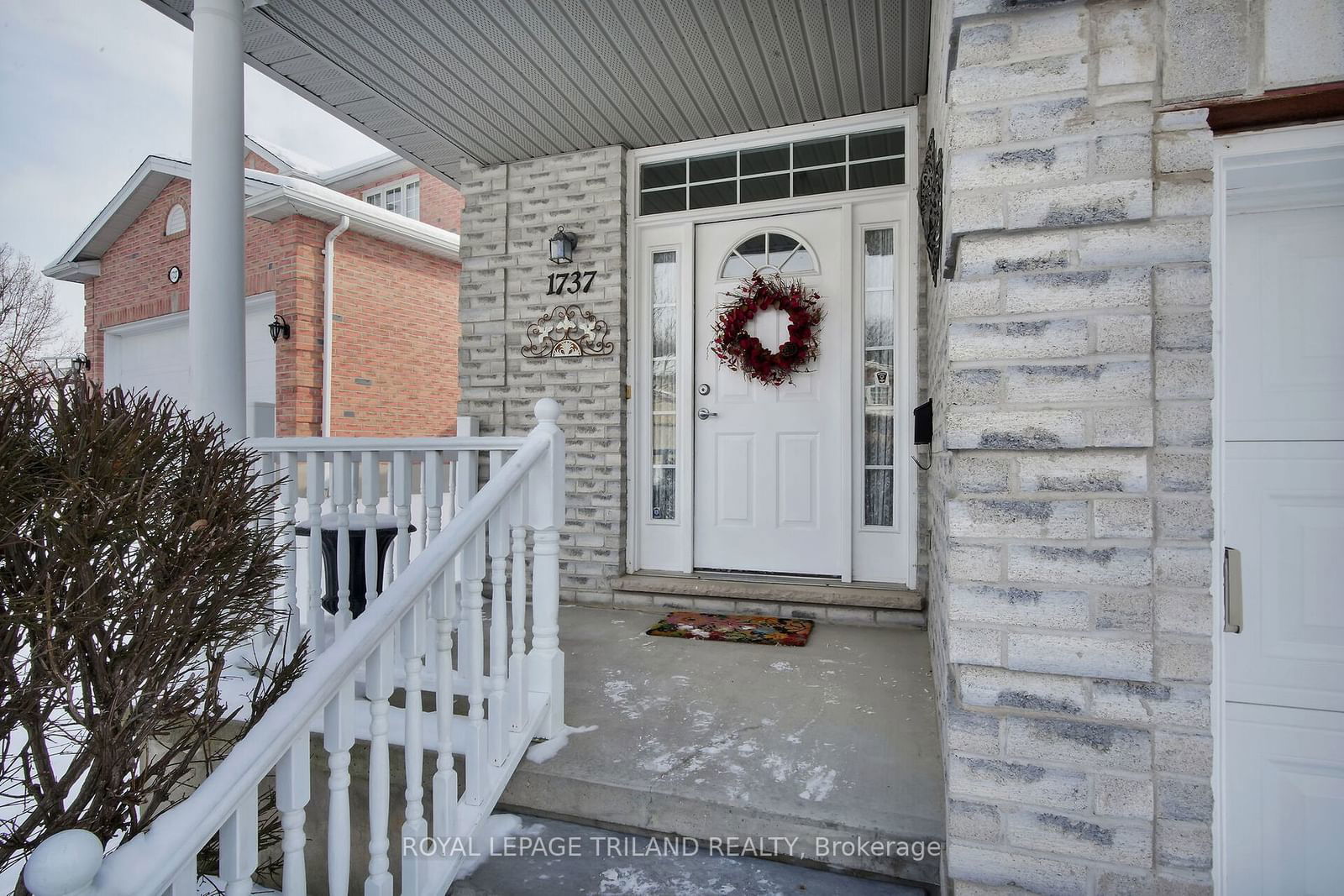 Detached House sold at 1737 Birchwood Drive, London, South K, N6K 4X2 - MLS: X11919875