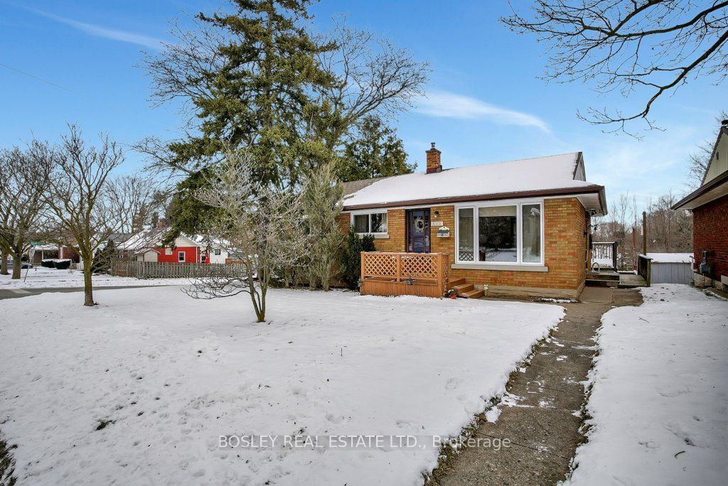 Detached House sold at 123 Tait Street, Waterloo, N1S 3E6 - MLS: X11920207