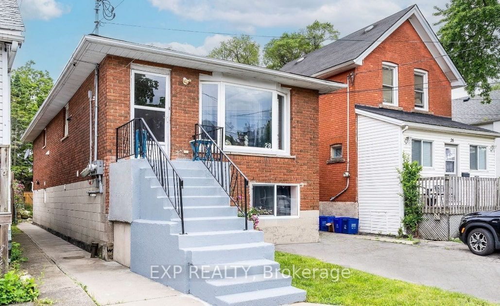 Detached House for lease at Upper-28 East 23rd Street, Hamilton, Eastmount, L8V 2W6 - MLS: X11920396