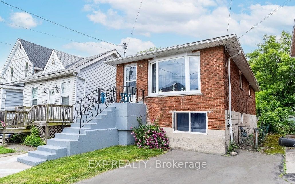 Detached House for lease at Lower-28 East 23rd Street, Hamilton, Eastmount, L8V 2W6 - MLS: X11920404