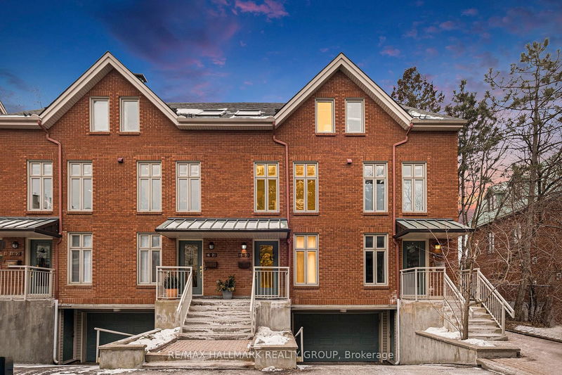 Unit 15 — 20 Charlevoix St, Vanier and Kingsview Park - 3402 - Vanier image-0-0