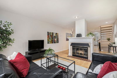 Unit 15 — 20 Charlevoix St, Vanier and Kingsview Park - 3402 - Vanier image-0-4