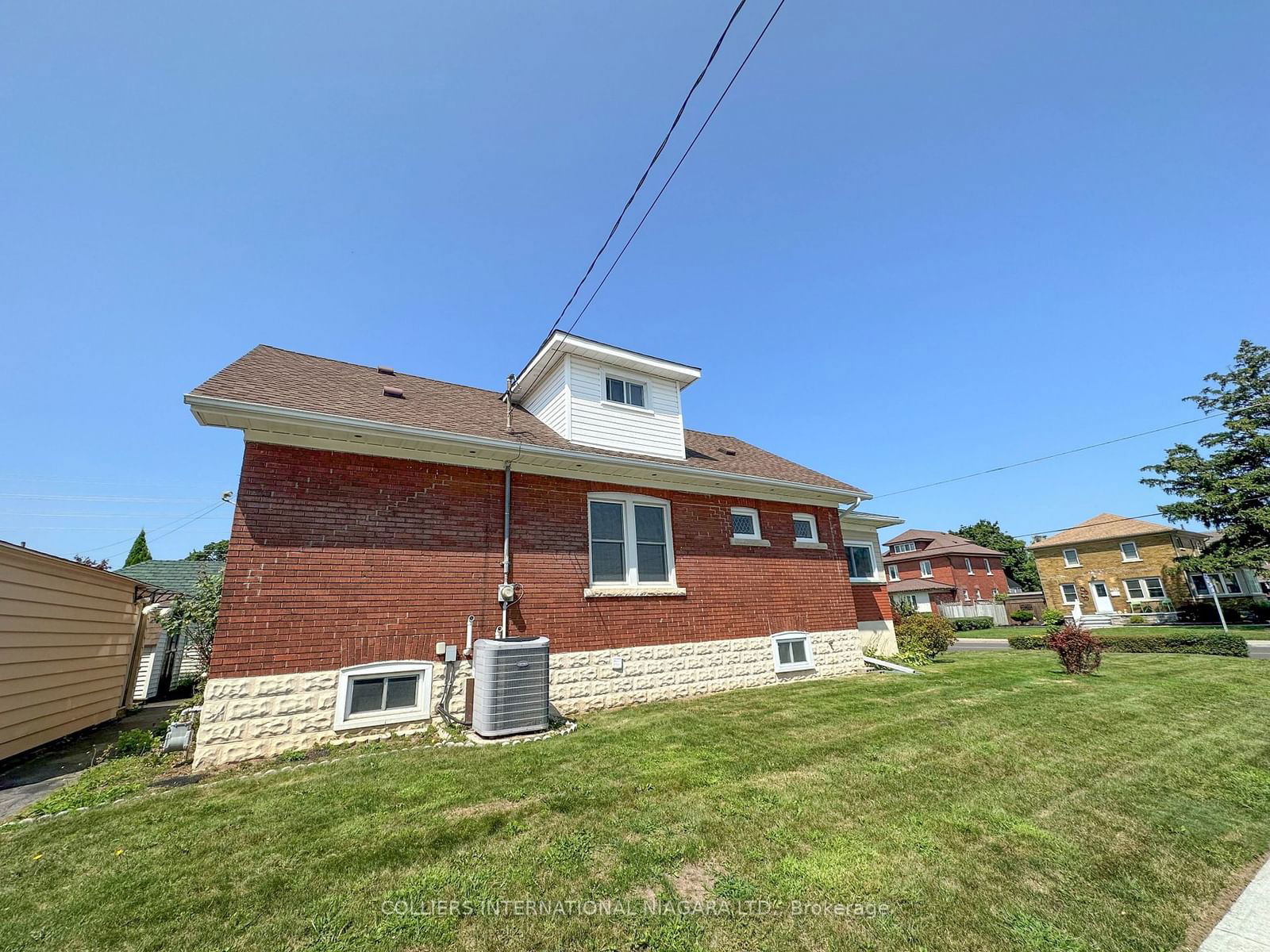 Detached House for sale at 5212 BRIDGE Street, Niagara Falls, 211 - Cherrywood, L2E 2T3 - MLS: X11920953