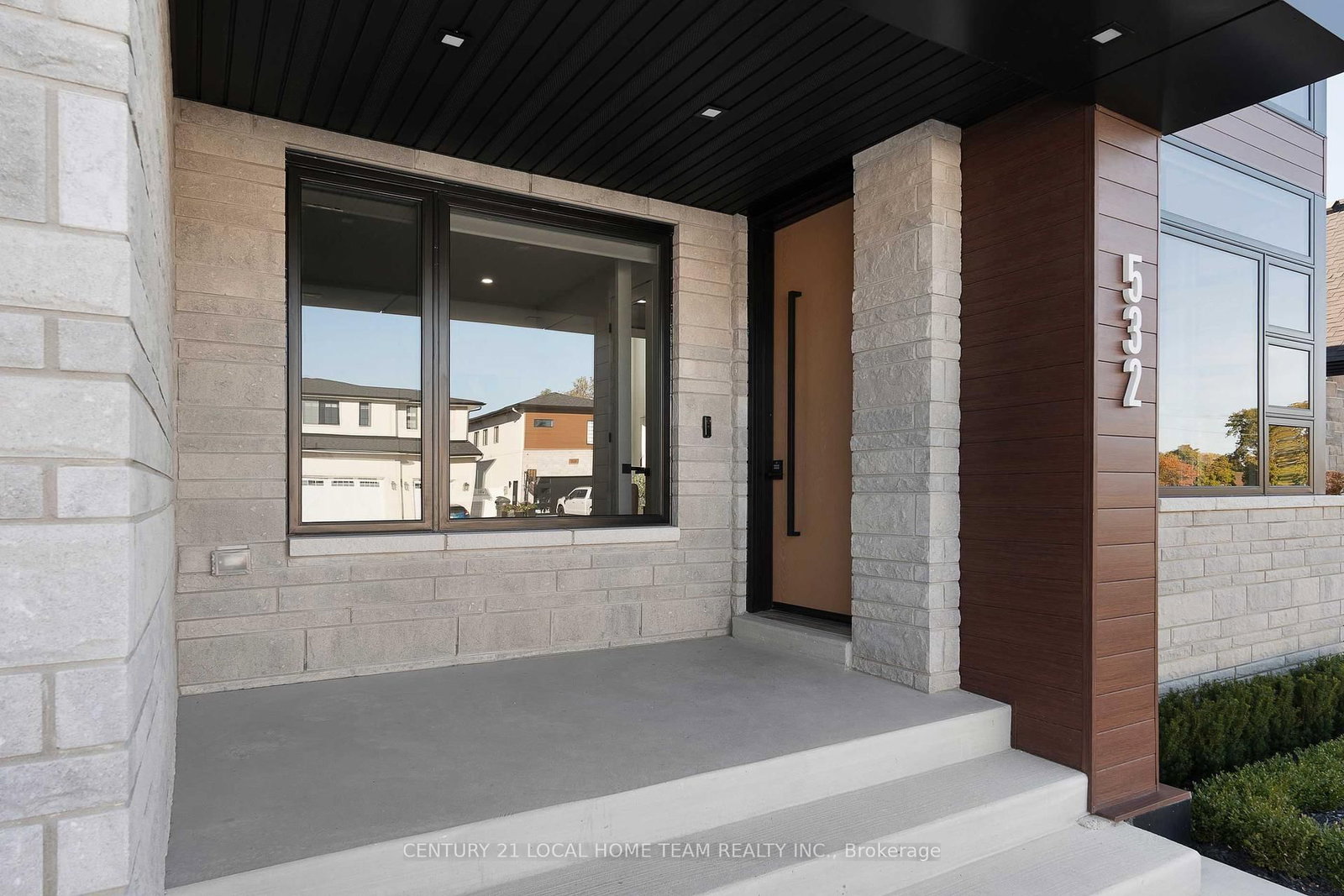 Listing Image 7