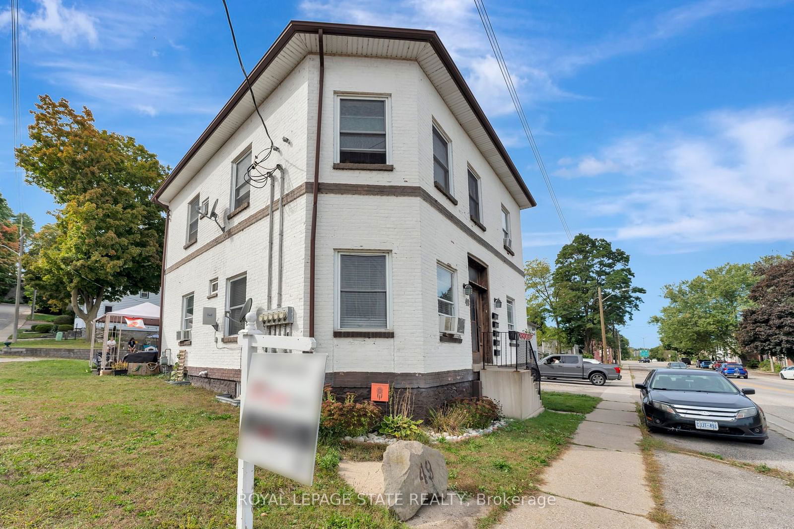 Semi-Detached House for sale at 49 Dumfries Street, Brant, Paris, N3L 2C9 - MLS: X11921126