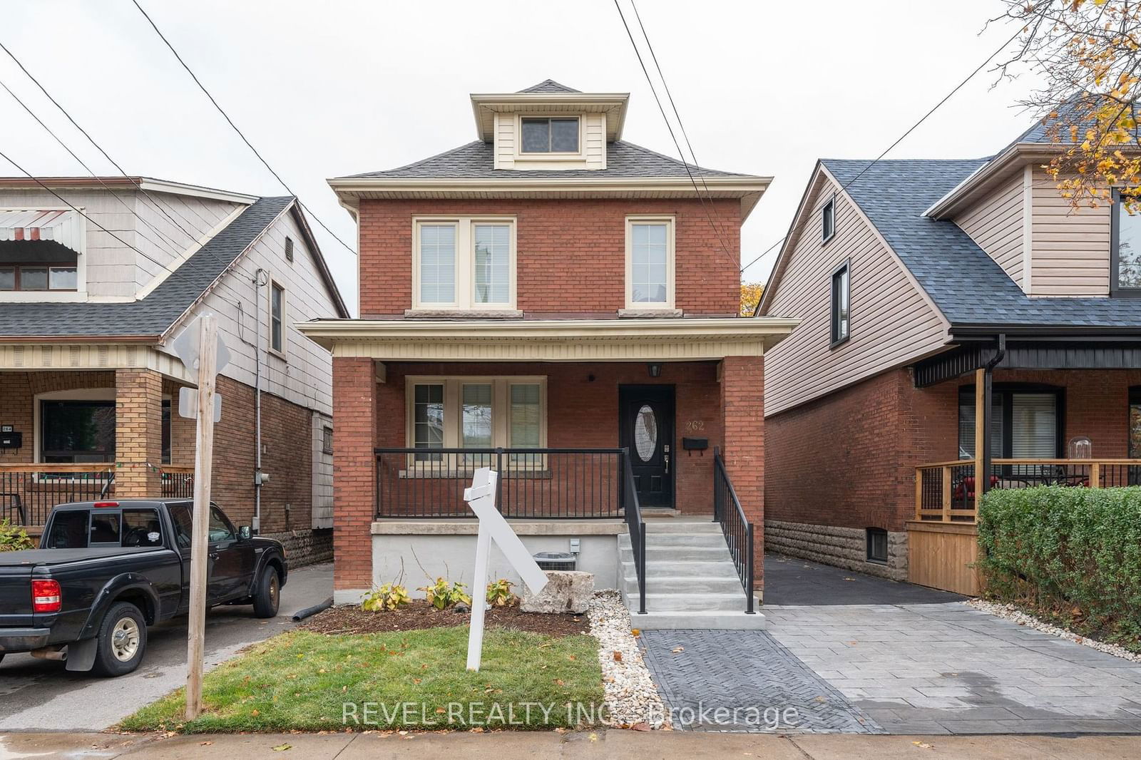 Building at 262 Homewood Avenue, Hamilton, Kirkendall