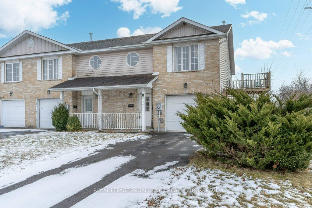 Semi-Detached House for sale at 513 Farnham Court, Kingston, East Gardiners Rd, K7M 8Y1 - MLS: X11921285