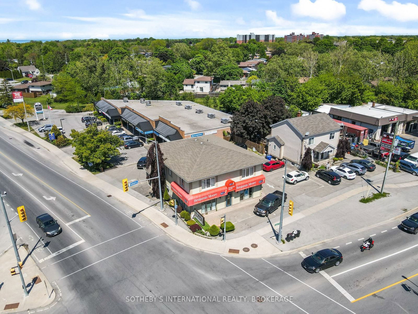 Commercial/Retail for lease at 117 Lakeport Road, St. Catharines, 443 - Lakeport, L2N 4R2 - MLS: X11921521