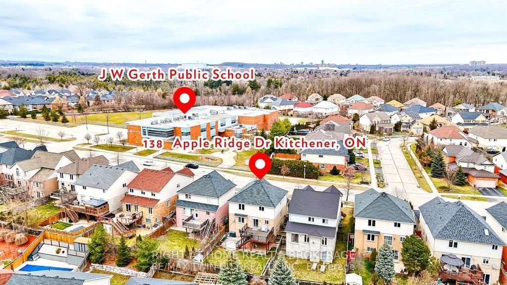 Detached House for lease at UPPER-138 Apple Ridge Drive, Kitchener, N2P 2S7 - MLS: X11921625