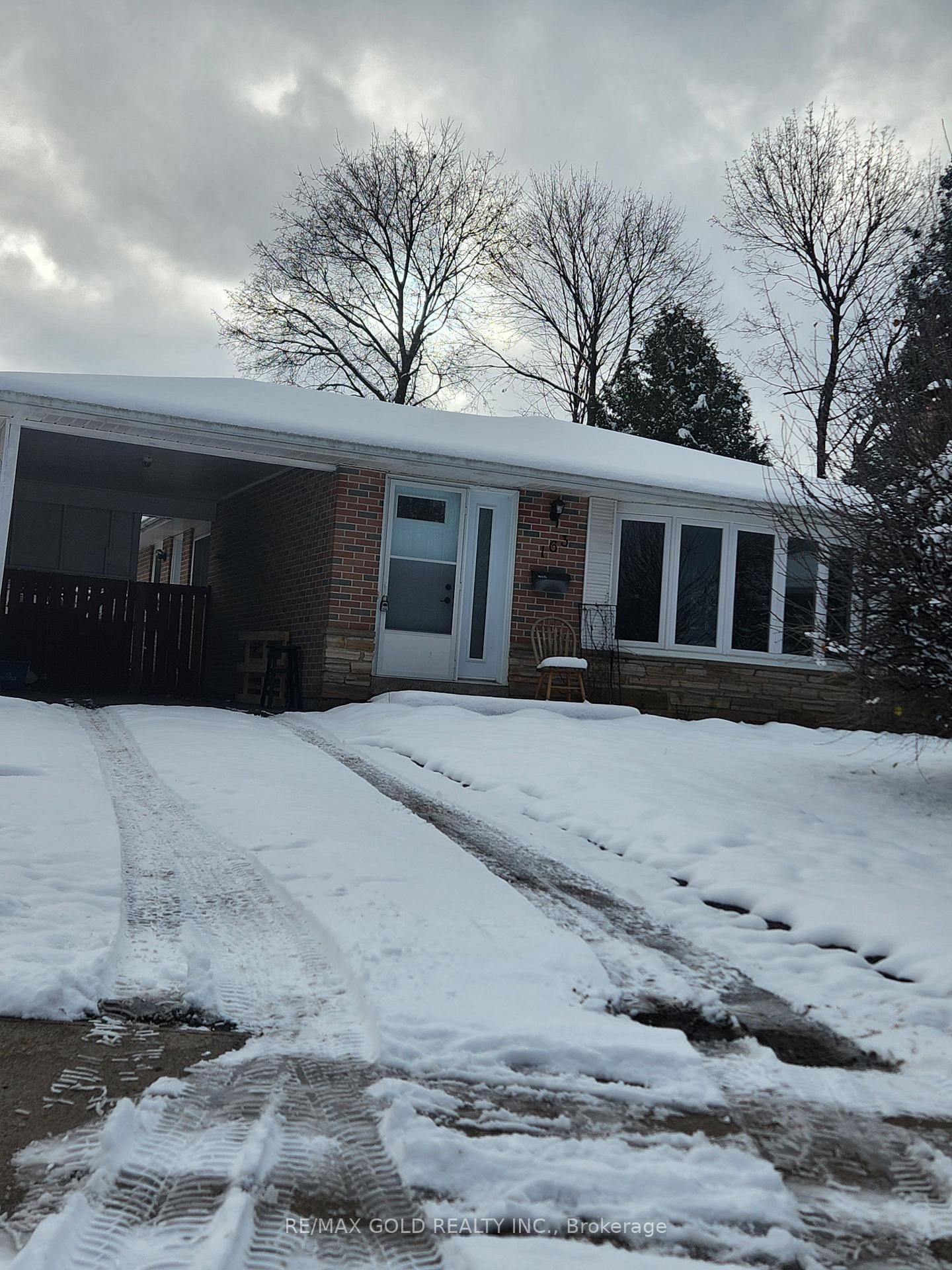 Detached House for sale at 163 Hazelglen Drive, Kitchener, N2M 2E6 - MLS: X11921642