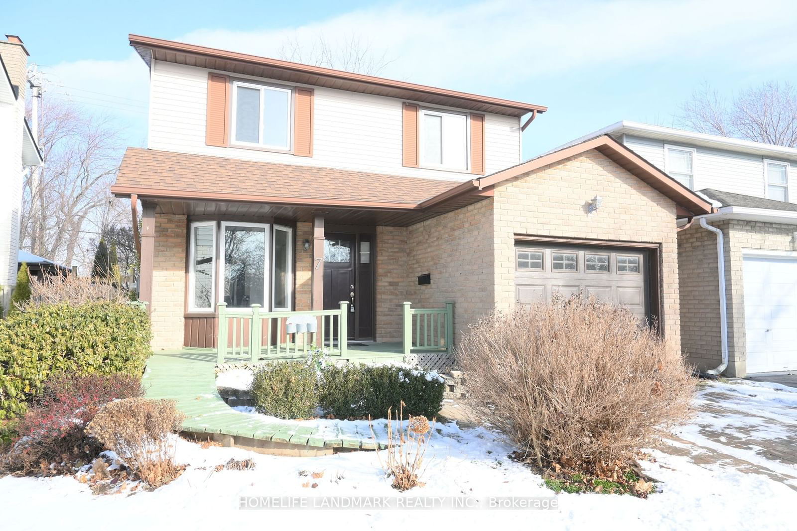 Detached House for sale at 7 Bayview Drive, Grimsby, L3M 4Z4 - MLS: X11921646