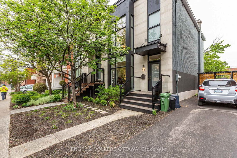 home for lease on 53 Vaughan Street