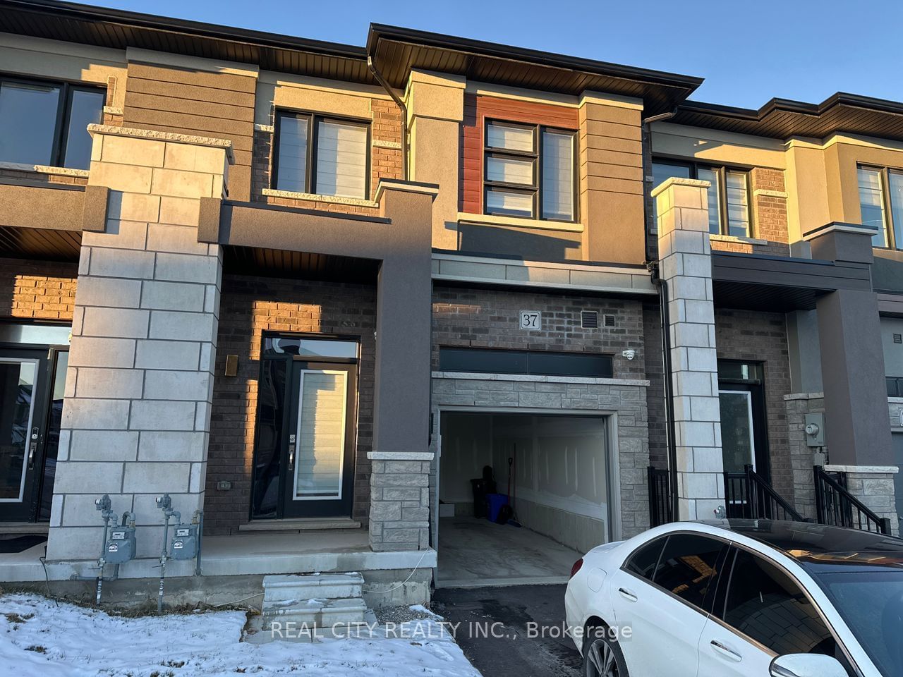 Townhouse for sale at 37 George Brier Drive, Brant, Paris, N3L 0L1 - MLS: X11921763