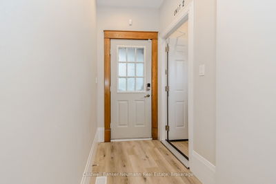 44 Roseview Ave, Cambridge -  image-0-3