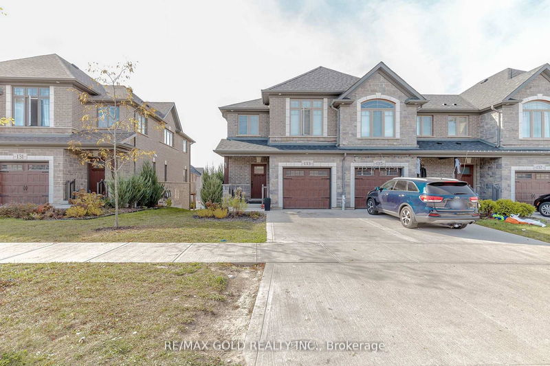 home for sale on 133 Hollybrook Trail