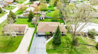 4 Ducharme Cres, Bluewater - Bayfield image-0-2