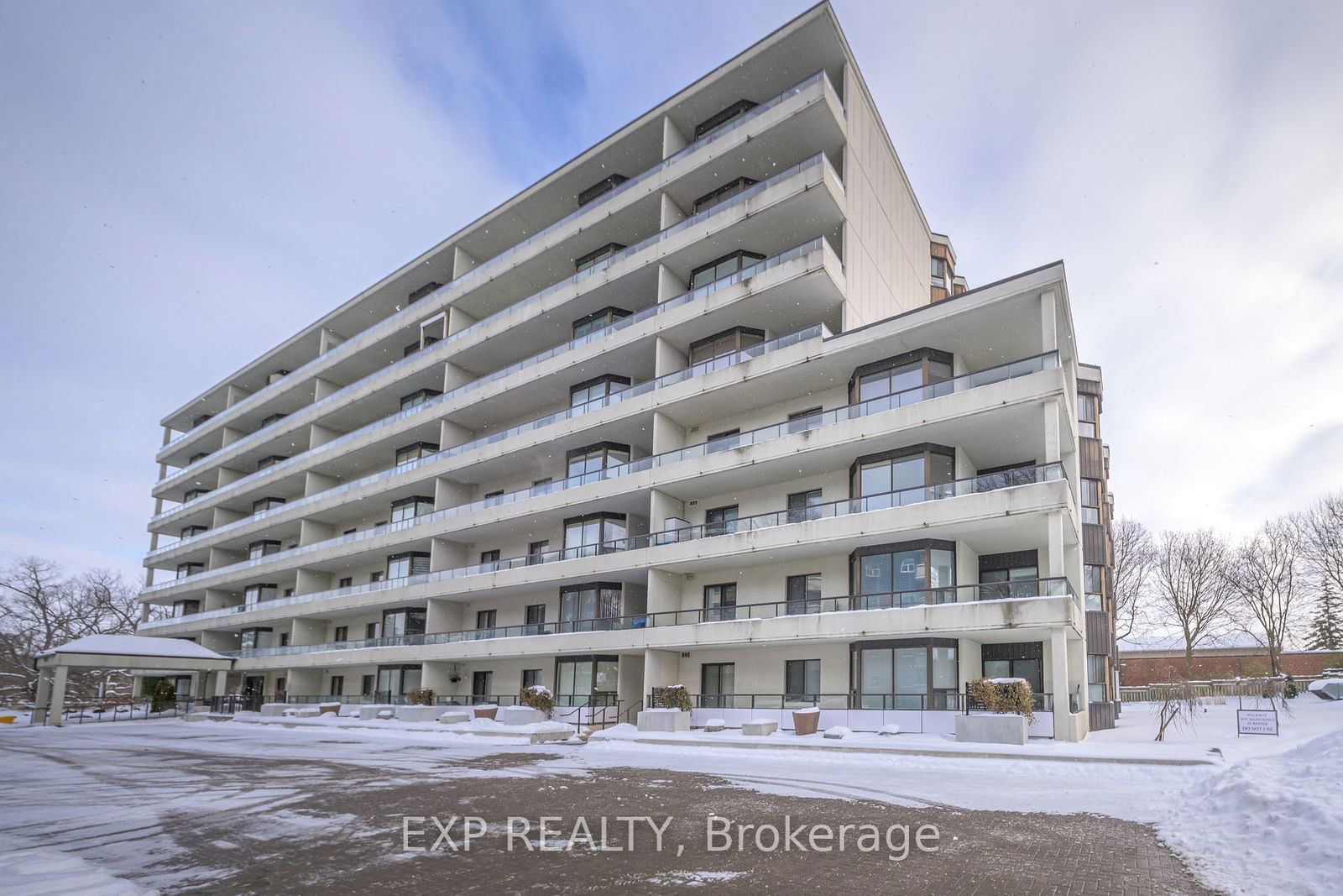 Condo for sale at 107-1180 Commissioners Road, London, South B, N6K 4J2 - MLS: X11922093