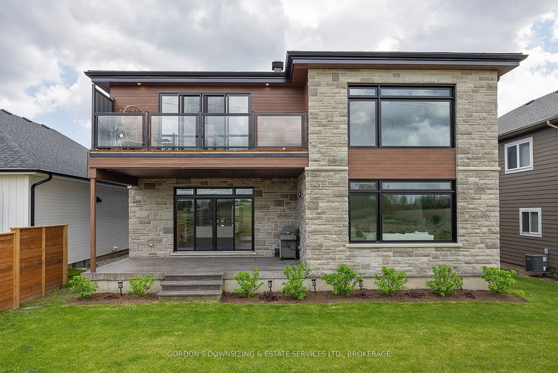 832 Windermere Dr, Kingston, K7P 0N5 | Image 2