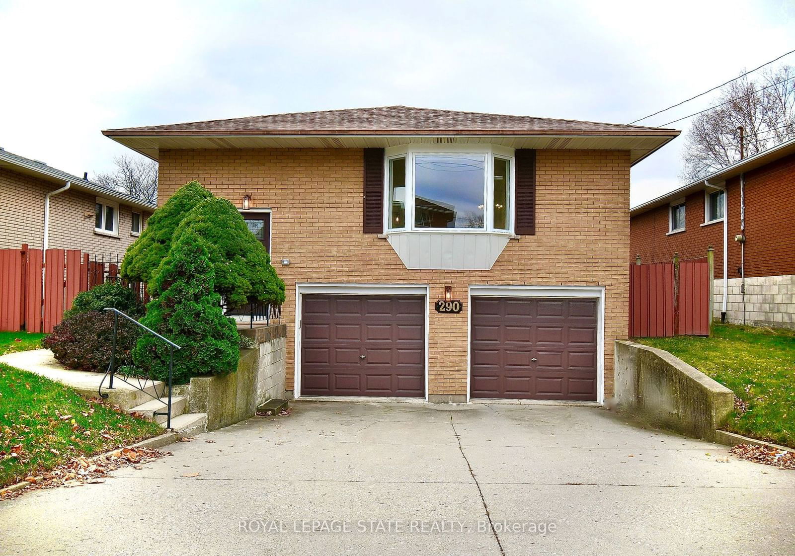 Detached House for sale at 290 Carson Drive, Hamilton, Lisgar, L8T 2X7 - MLS: X11922417