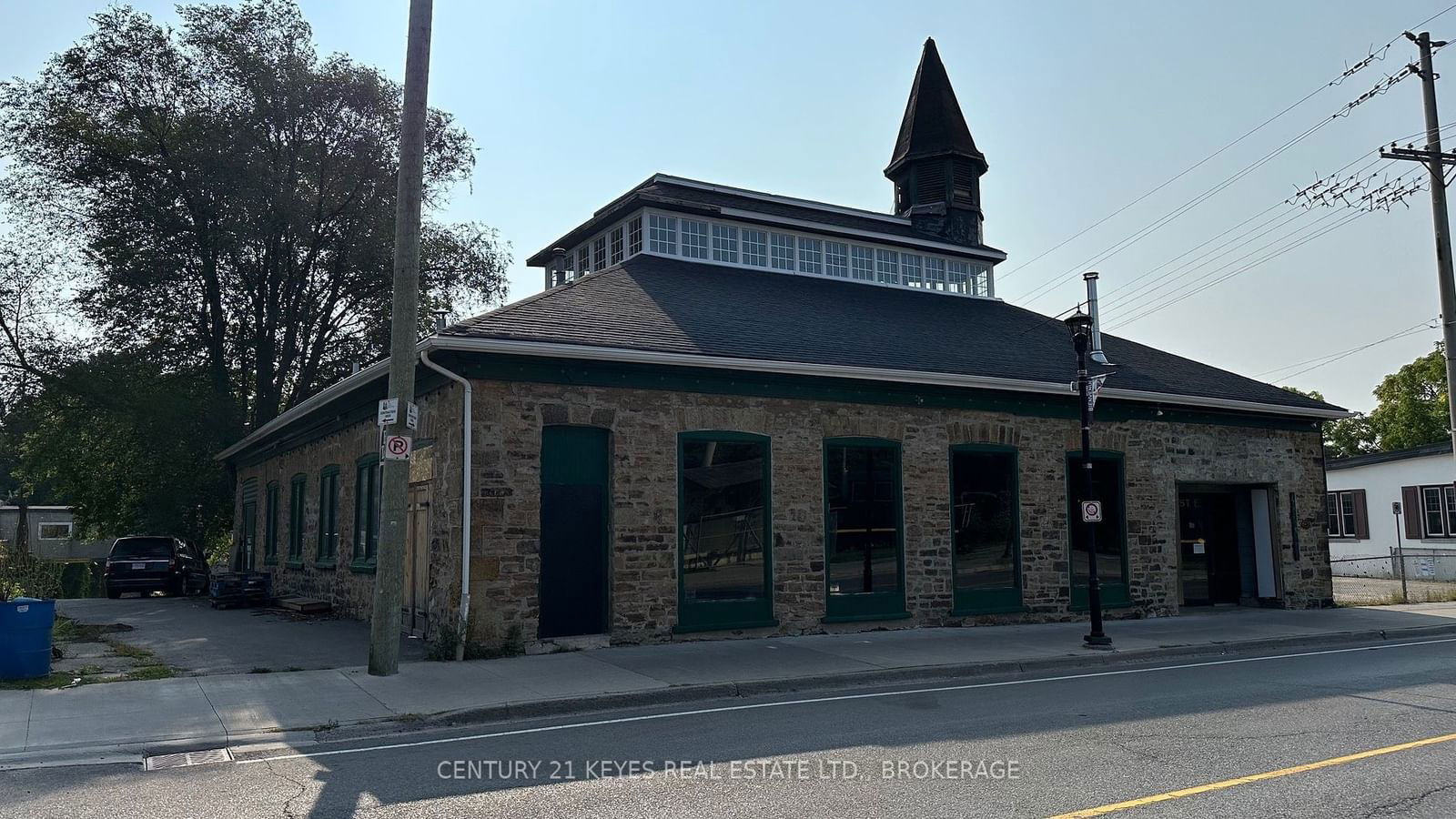 Building at 9 King Street, Gananoque, 821 - Gananoque