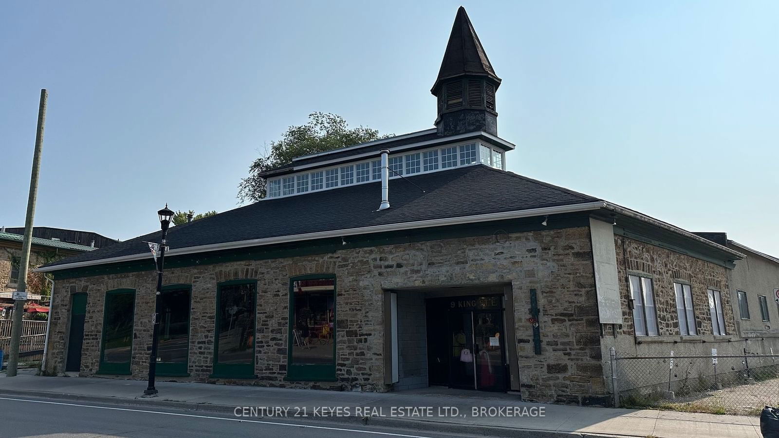 Commercial/Retail for lease at 9 King Street, Gananoque, 821 - Gananoque, K7G 1E9 - MLS: X11922461