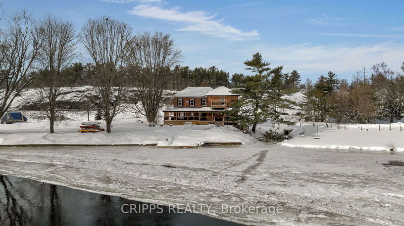 1002 Cowbell Lane, Gravenhurst -  image-0-0