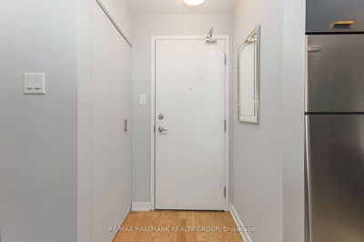 Unit 1908 — 324 Laurier Ave, Ottawa Centre - 4102 - Ottawa Centre image-0-3