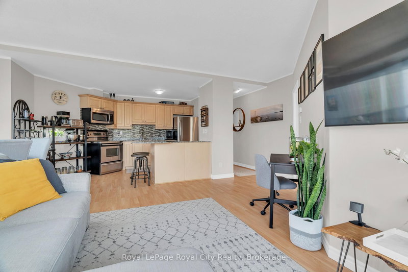 614 - 135 James St S, Hamilton, L8P 2Z6 | Image 3