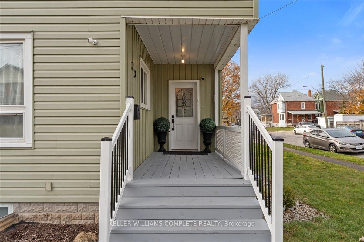 Detached House for sale at 23 John Street, Welland, 768 - Welland Downtown, L3B 3S1 - MLS: X11922935