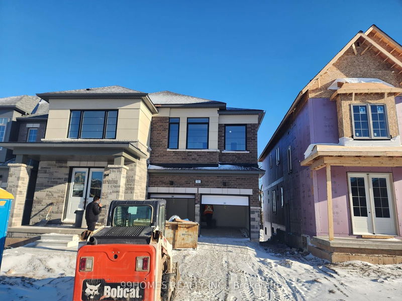 home for lease on 80 Henshaw Drive