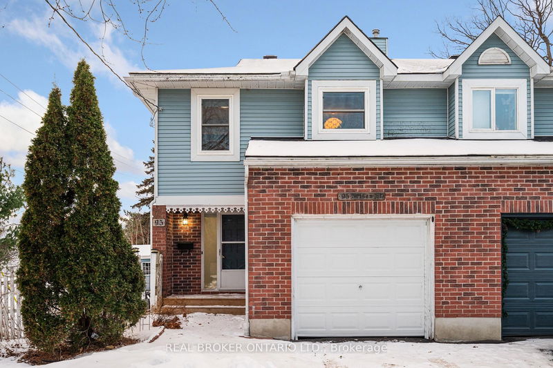 home for sale on 95 Nelson Street W