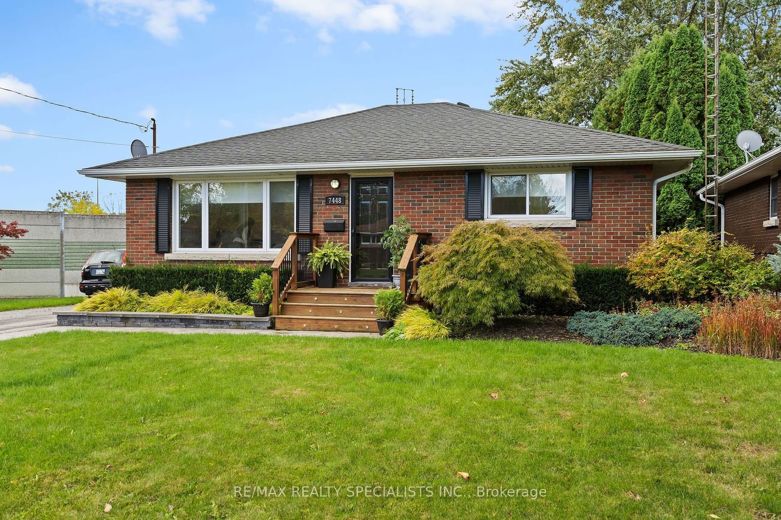 Detached House for sale at 7448 Wanless Street, Niagara Falls, L2H 1C9 - MLS: X11923065